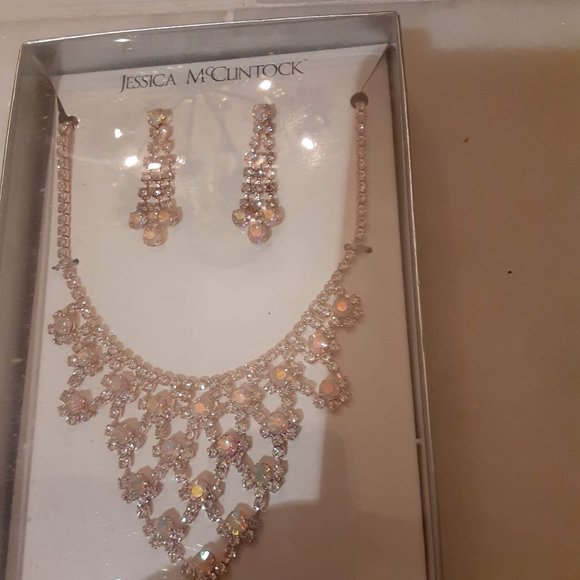JESSICA MCCLINTOCK Gift boxed Art Deco Necklace and Earring Set, AB Crystal/Gold - Picture 3 of 5